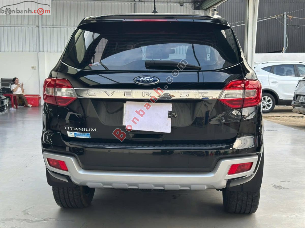 Bán ô tô Ford Everest Titanium 2.0L 4x2 AT - 2021 - xe cũ