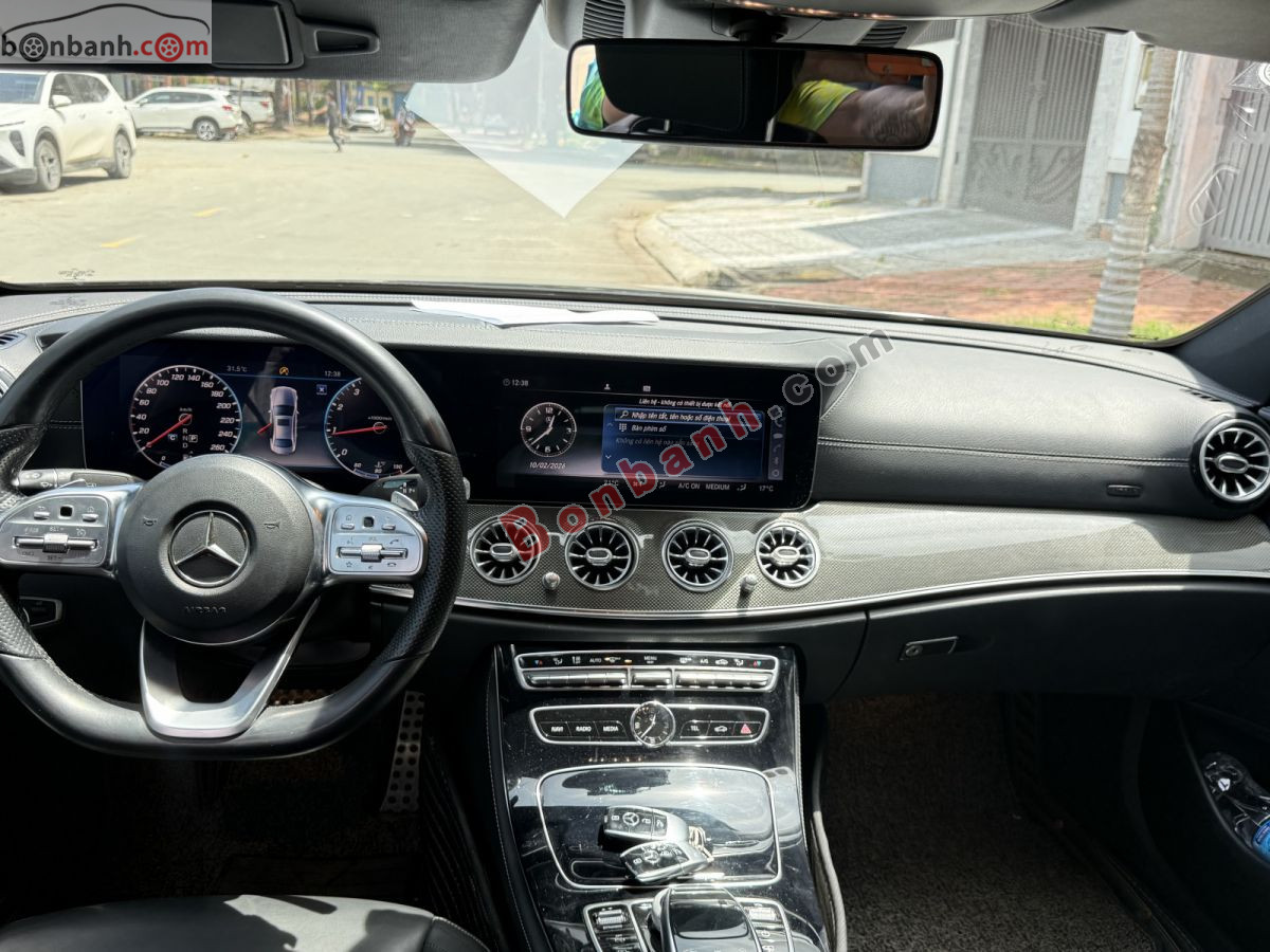 Bán ô tô Mercedes Benz E class E300 AMG - 2019 - xe cũ
