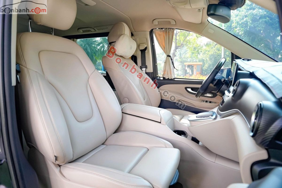 Bán ô tô Mercedes Benz V class V250 AMG - 2023 - xe cũ