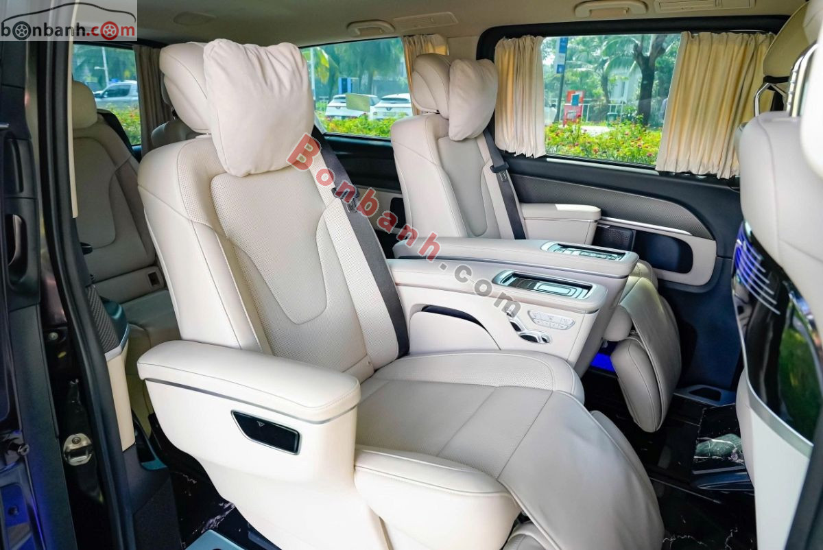 Bán ô tô Mercedes Benz V class V250 AMG - 2023 - xe cũ