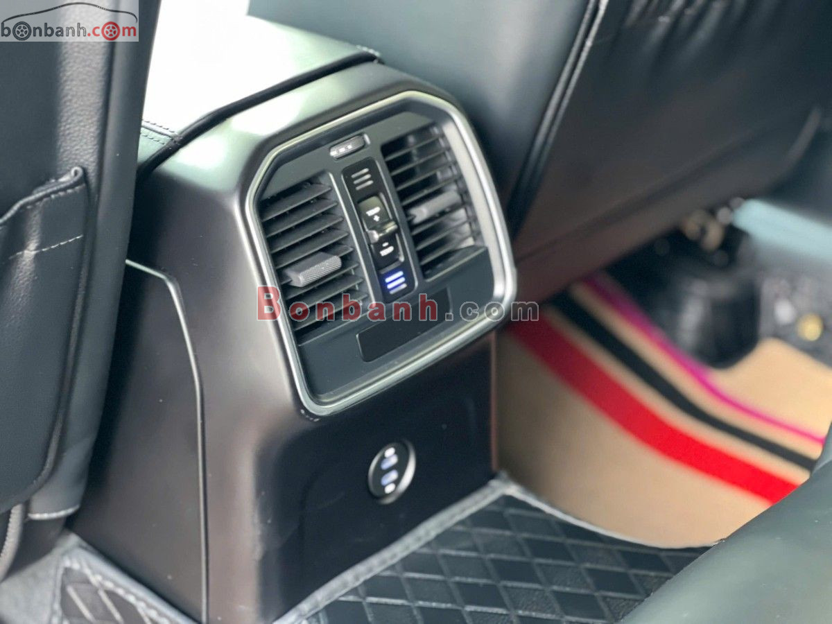 Bán ô tô Porsche Macan 2.0 - 2022 - xe cũ