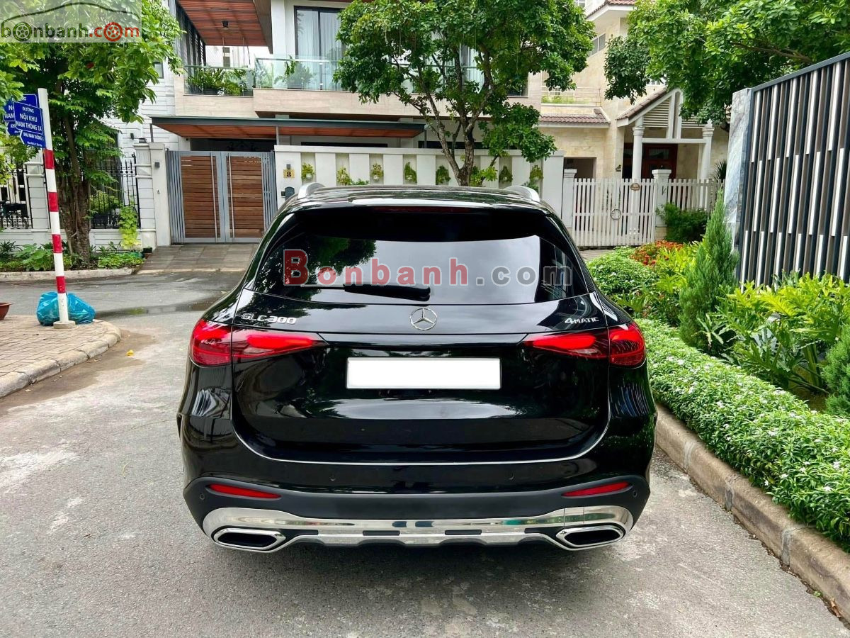 Bán ô tô Mercedes Benz GLC 300 4Matic - 2023 - xe cũ