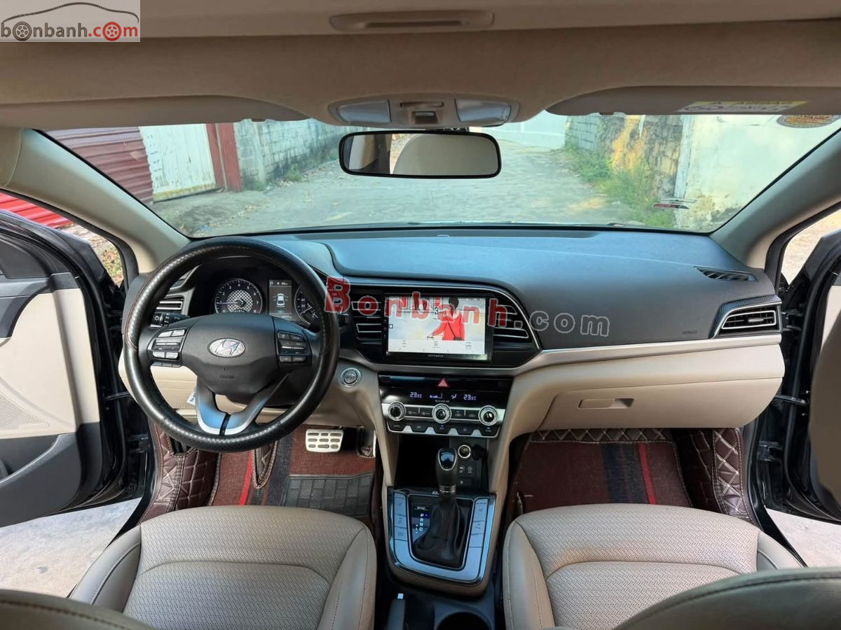 Bán ô tô Hyundai Elantra 2.0 AT - 2021 - xe cũ