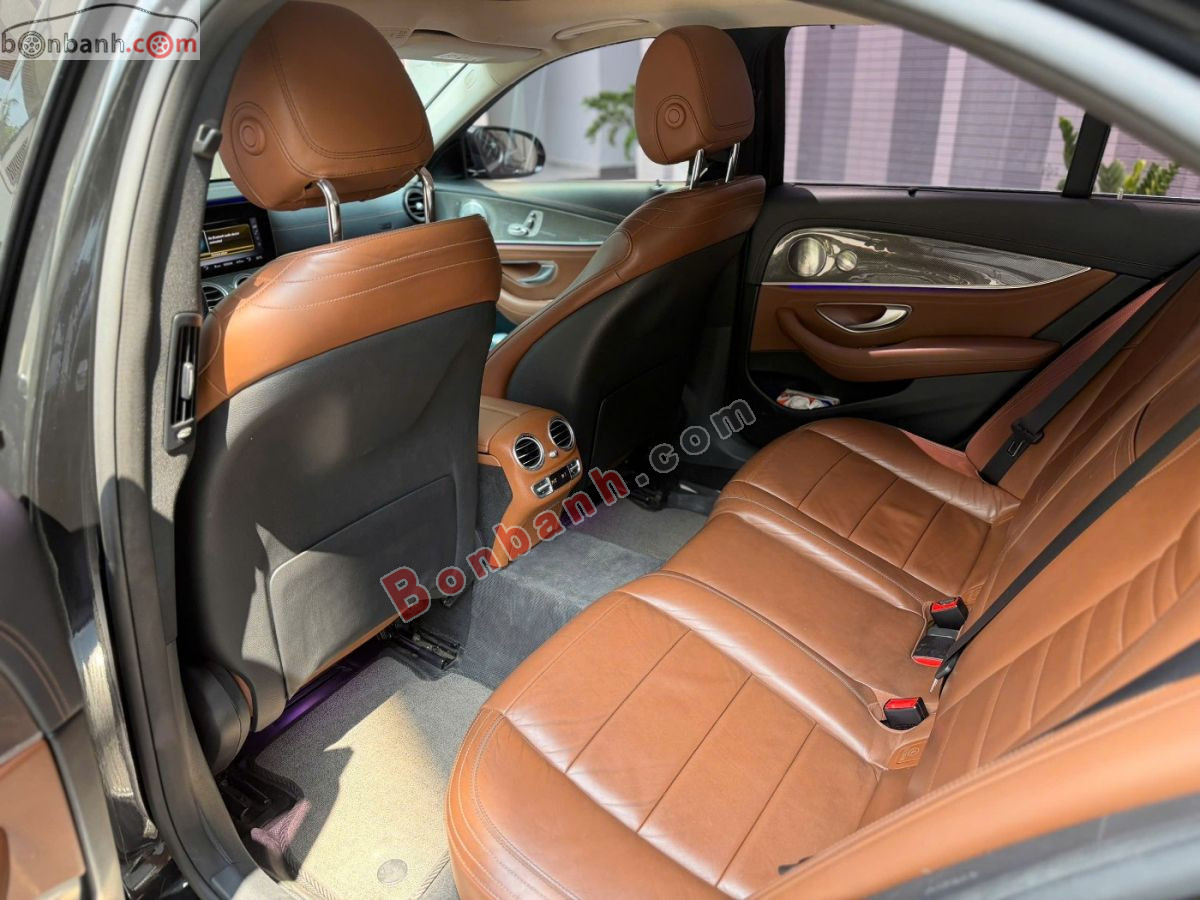 Bán ô tô Mercedes Benz E class E300 AMG - 2017 - xe cũ