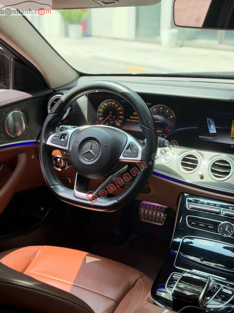 Bán ô tô Mercedes Benz E class E300 AMG - 2017 - xe cũ