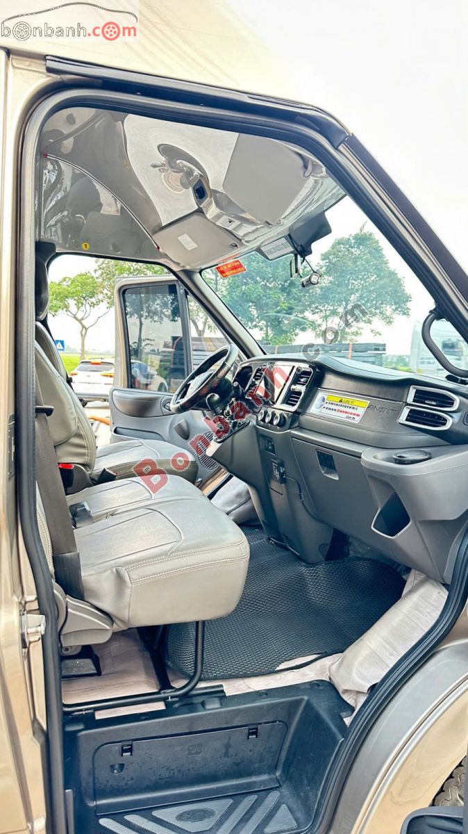 Bán ô tô Ford Transit Tiêu chuẩn - 2024 - xe cũ