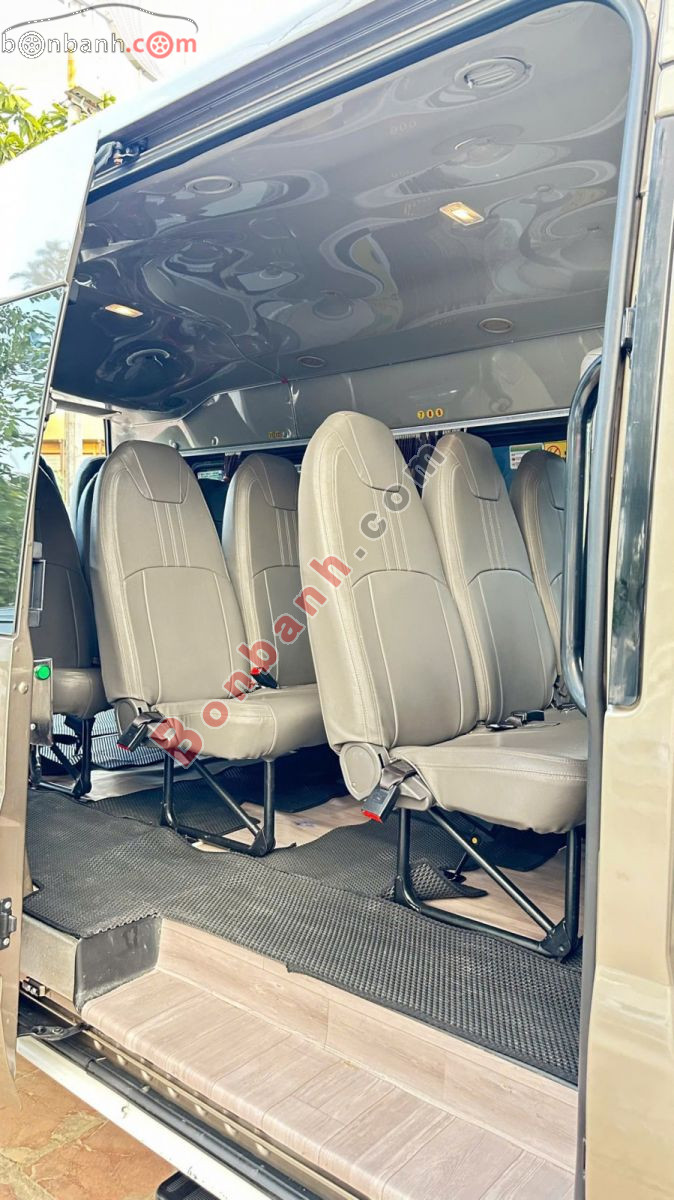 Bán ô tô Ford Transit Tiêu chuẩn - 2024 - xe cũ