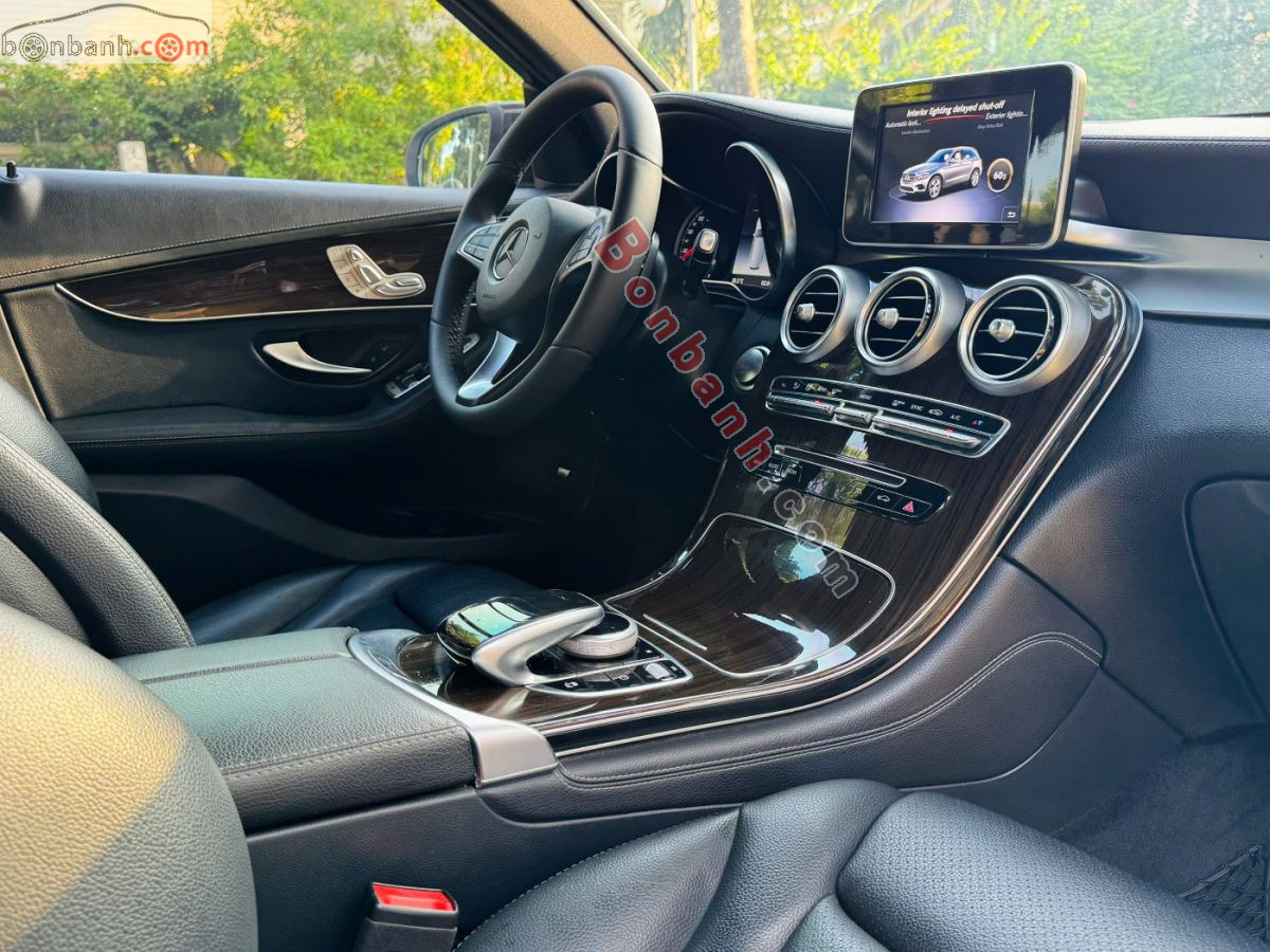 Bán ô tô Mercedes Benz GLC 200 - 2019 - xe cũ
