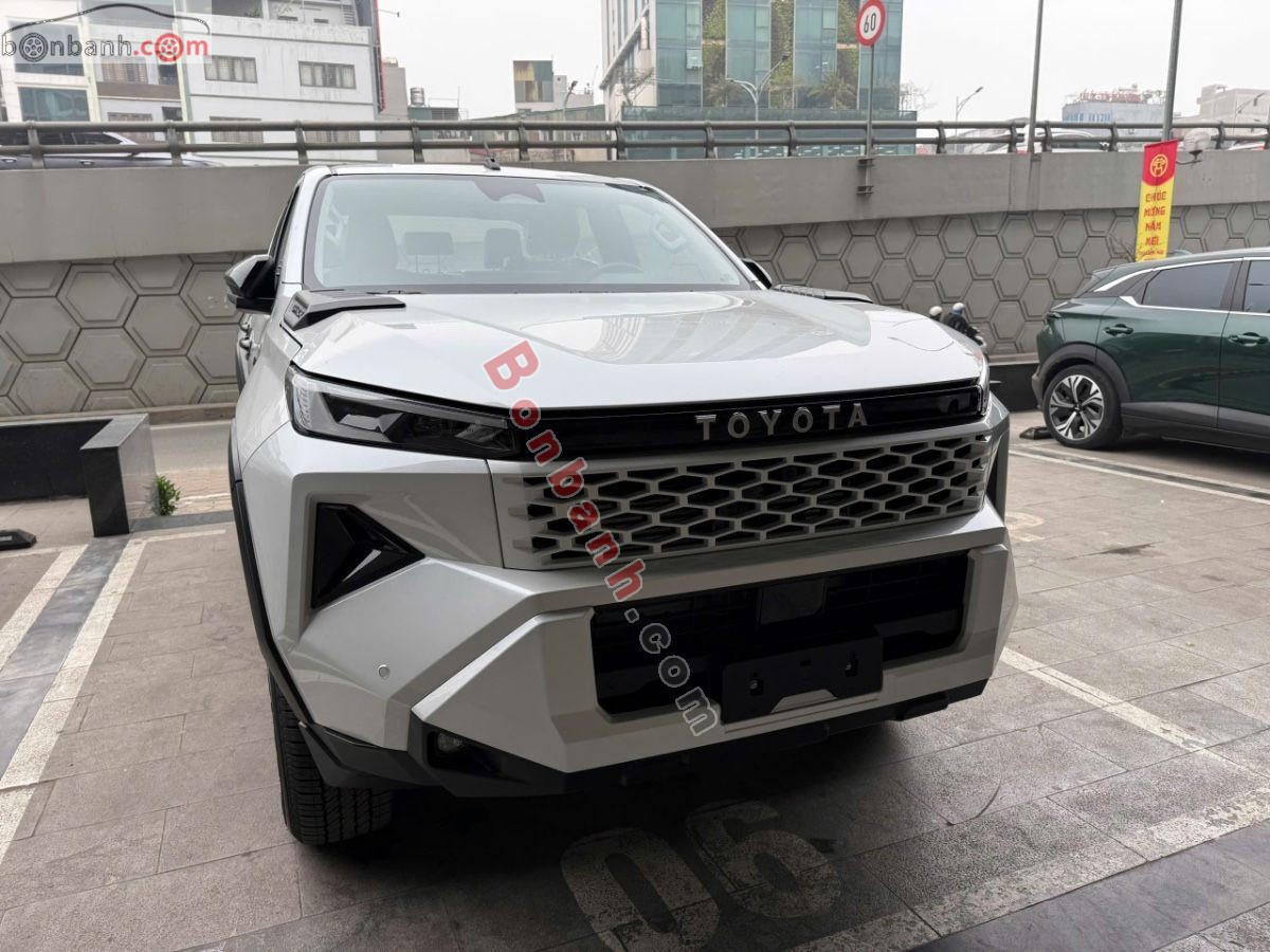 Bán ô tô Toyota Hilux Trailhunter 2.8L 4x4 AT - 2026 - xe mới