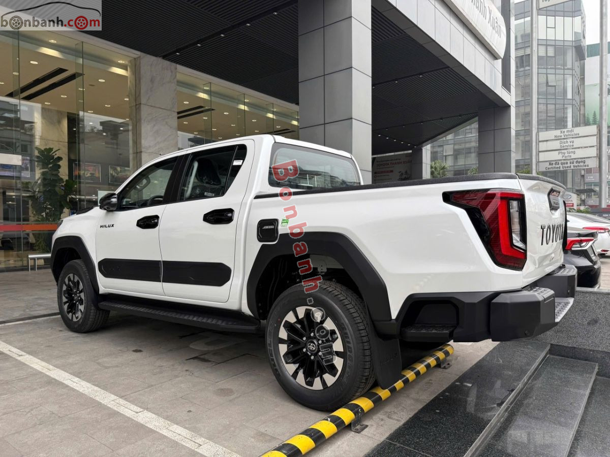 Bán ô tô Toyota Hilux Trailhunter 2.8L 4x4 AT - 2026 - xe mới