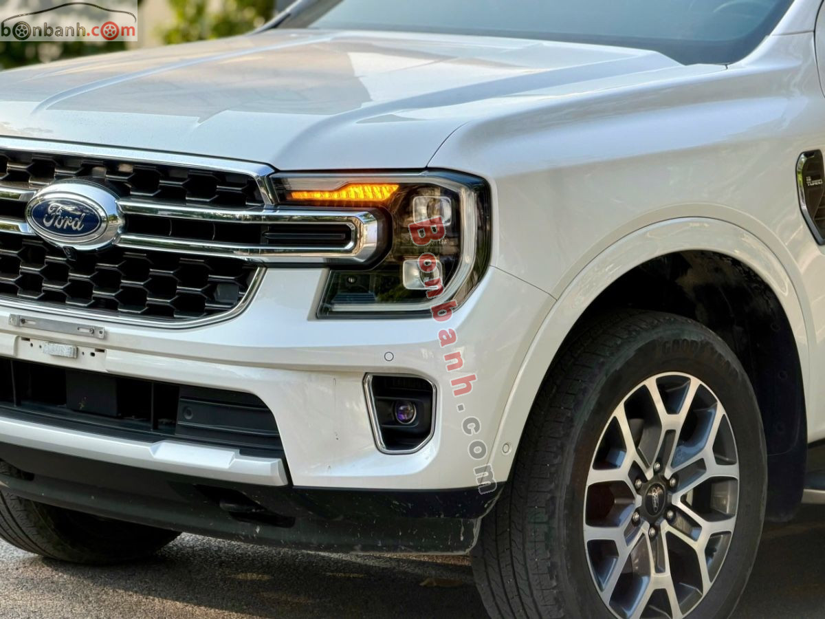 Bán ô tô Ford Everest Titanium Plus 2.0L 4x4 AT - 2022 - xe cũ