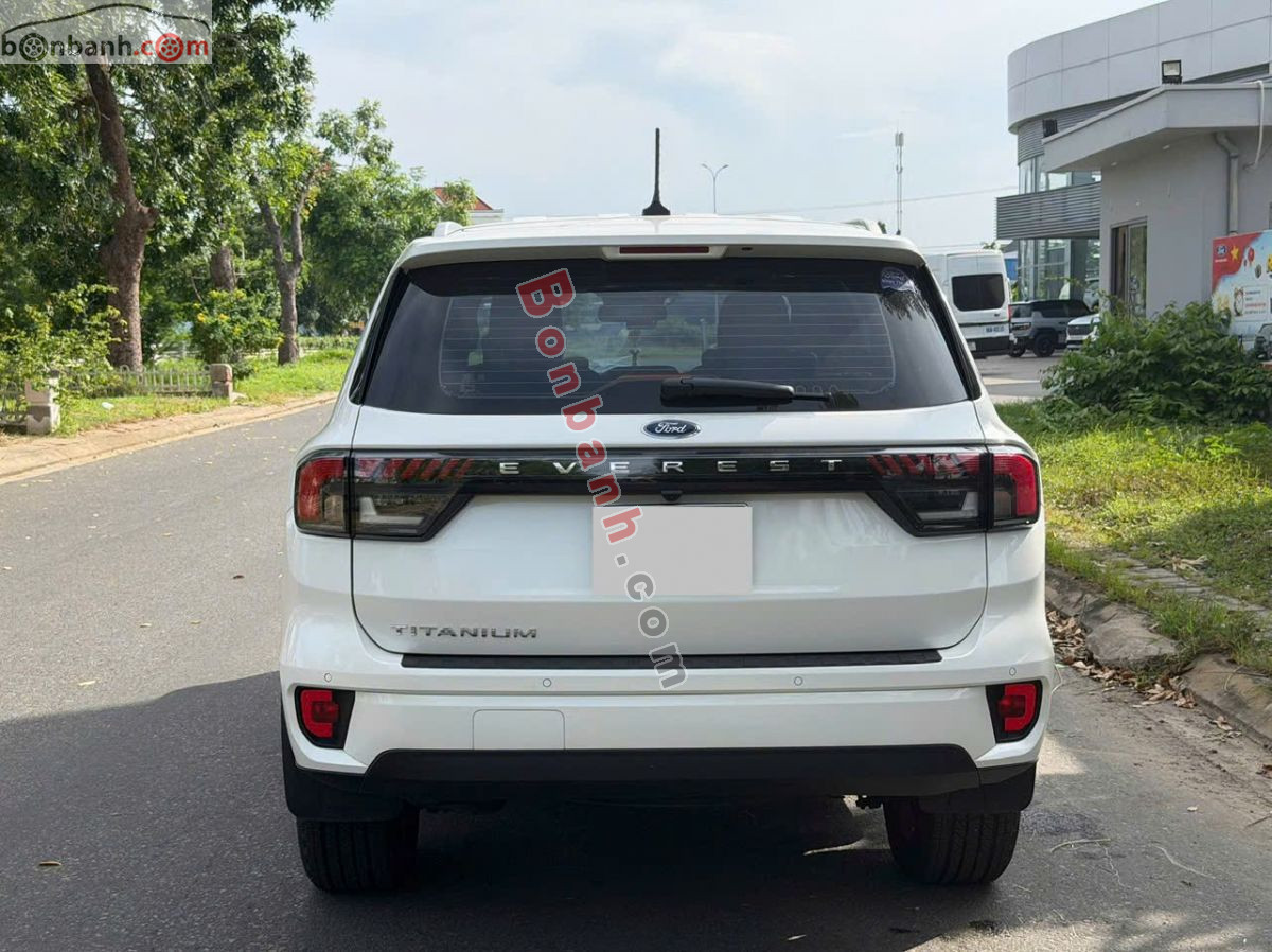 Bán ô tô Ford Everest Titanium Plus 2.0L 4x4 AT - 2025 - xe cũ