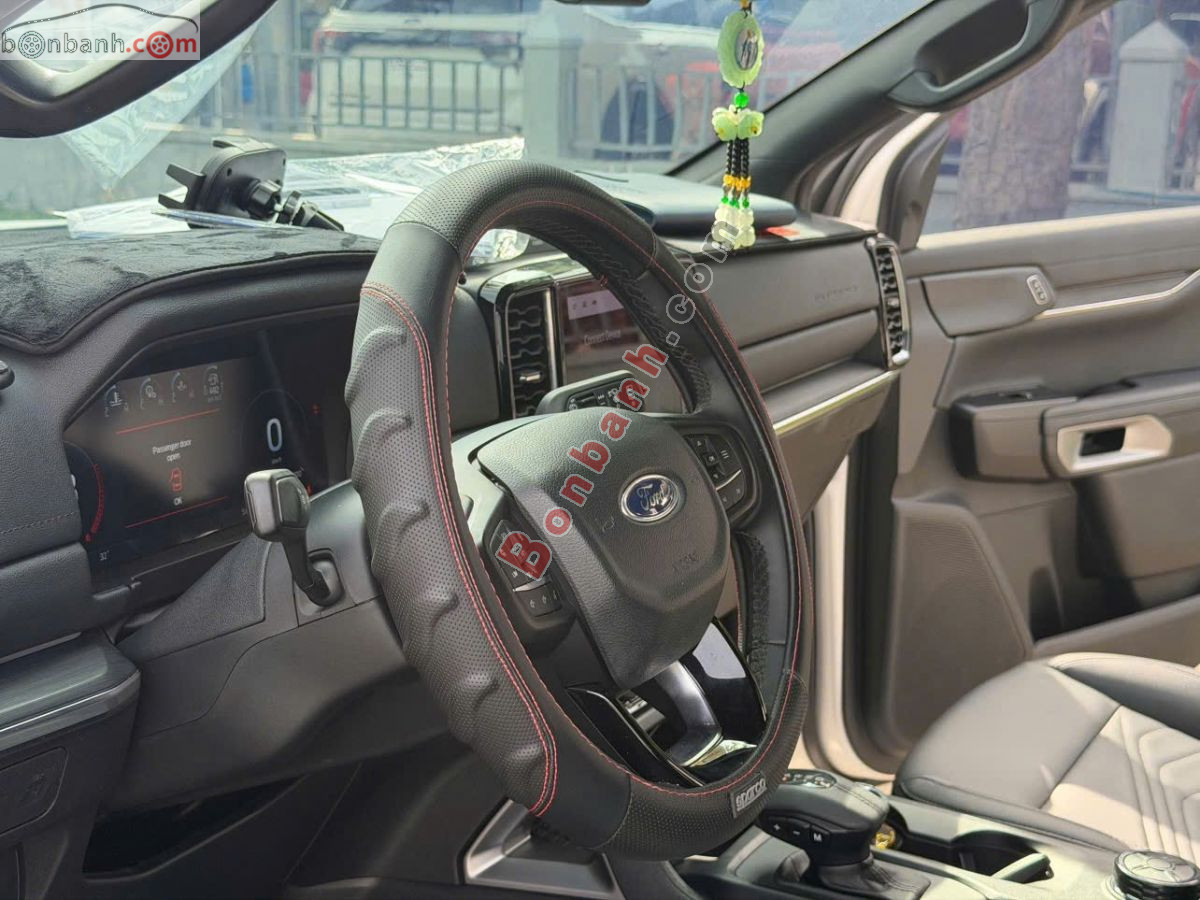 Bán ô tô Ford Everest Titanium Plus 2.0L 4x4 AT - 2025 - xe cũ