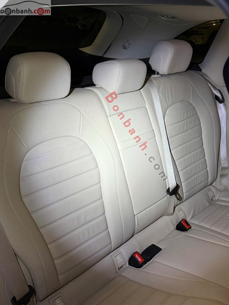 Bán ô tô Mercedes Benz GLC 200 4Matic - 2021 - xe cũ
