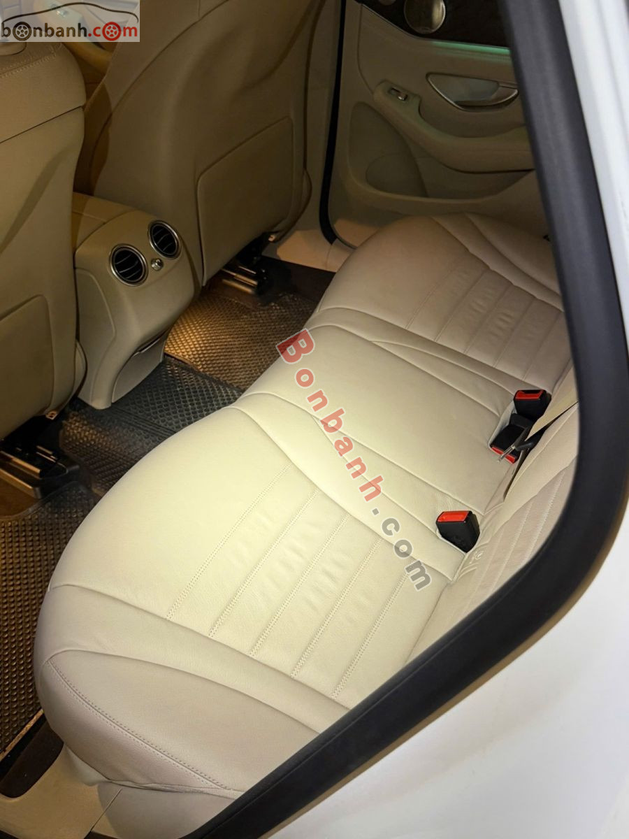 Bán ô tô Mercedes Benz GLC 200 4Matic - 2021 - xe cũ