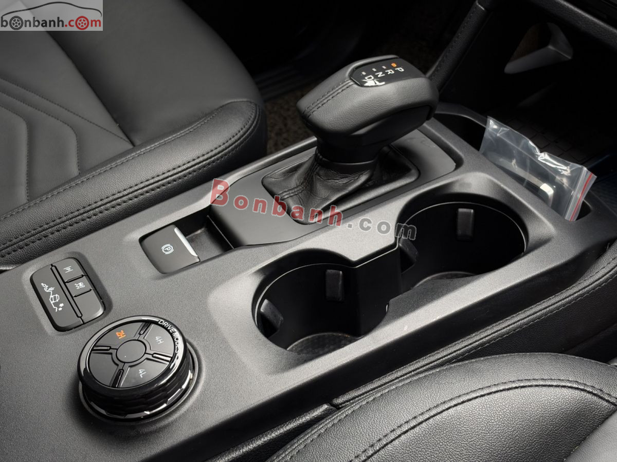 Bán ô tô Ford Everest Titanium Plus 2.0L 4x4 AT - 2024 - xe cũ