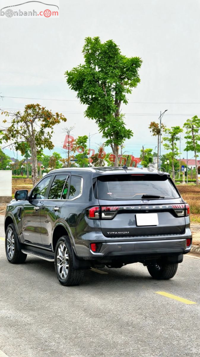 Bán ô tô Ford Everest Titanium 2.0L 4x2 AT - 2024 - xe cũ