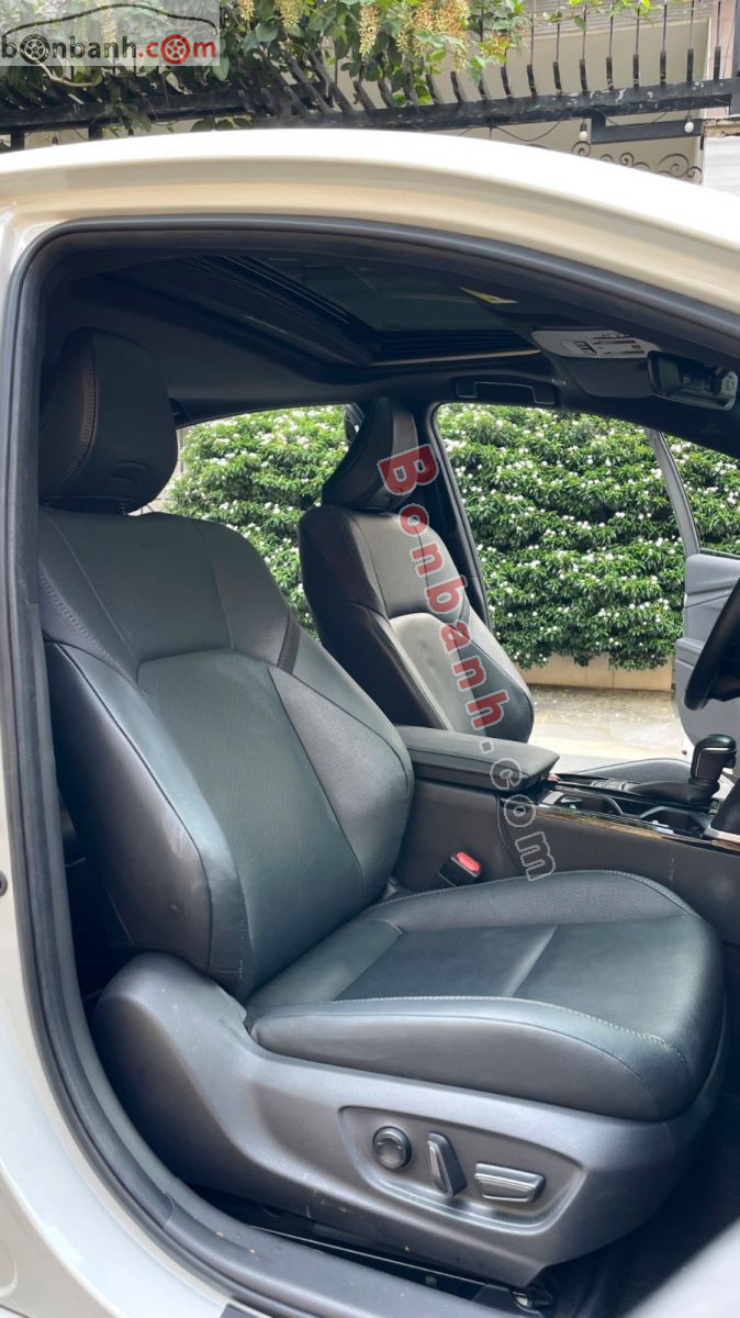 Bán ô tô Toyota Camry 2.5 HEV Mid - 2025 - xe cũ