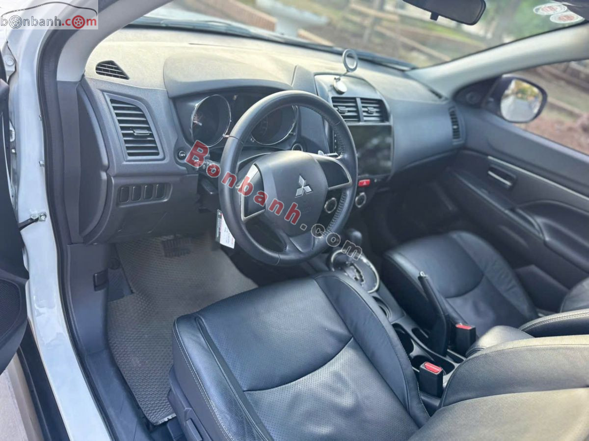 Bán ô tô Mitsubishi Outlander Sport 2.0 CVT Premium - 2014 - xe cũ