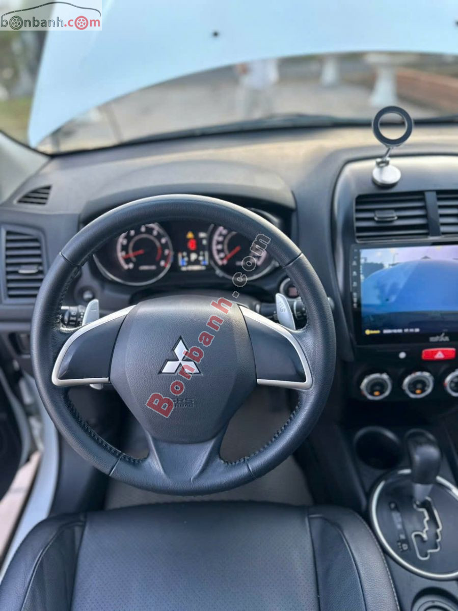 Bán ô tô Mitsubishi Outlander Sport 2.0 CVT Premium - 2014 - xe cũ