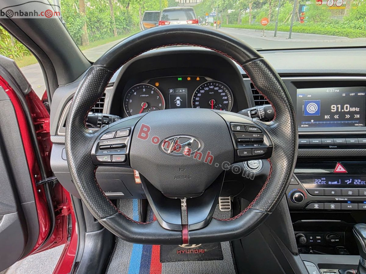 Bán ô tô Hyundai Elantra Sport 1.6 AT - 2018 - xe cũ