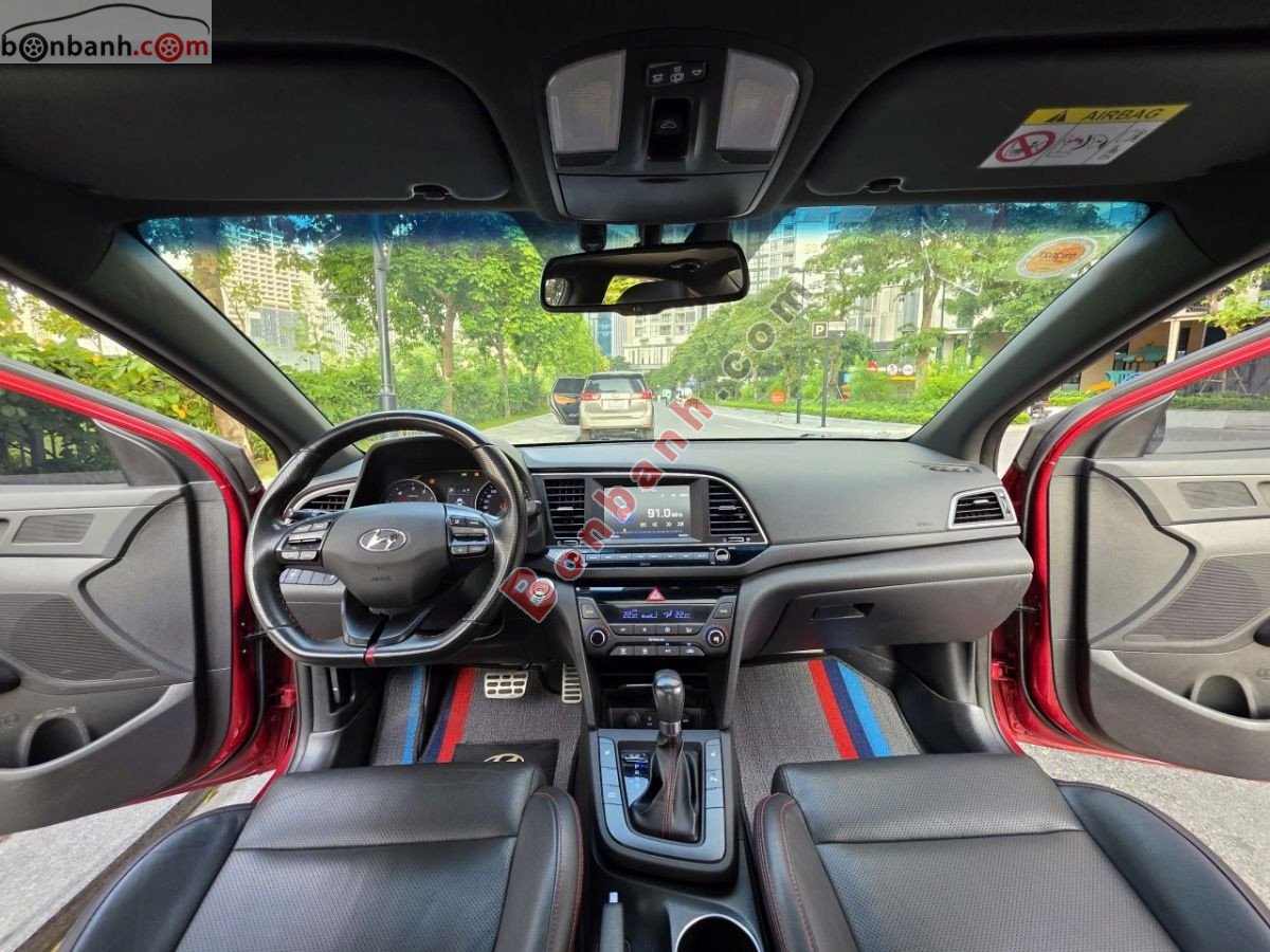 Bán ô tô Hyundai Elantra Sport 1.6 AT - 2018 - xe cũ
