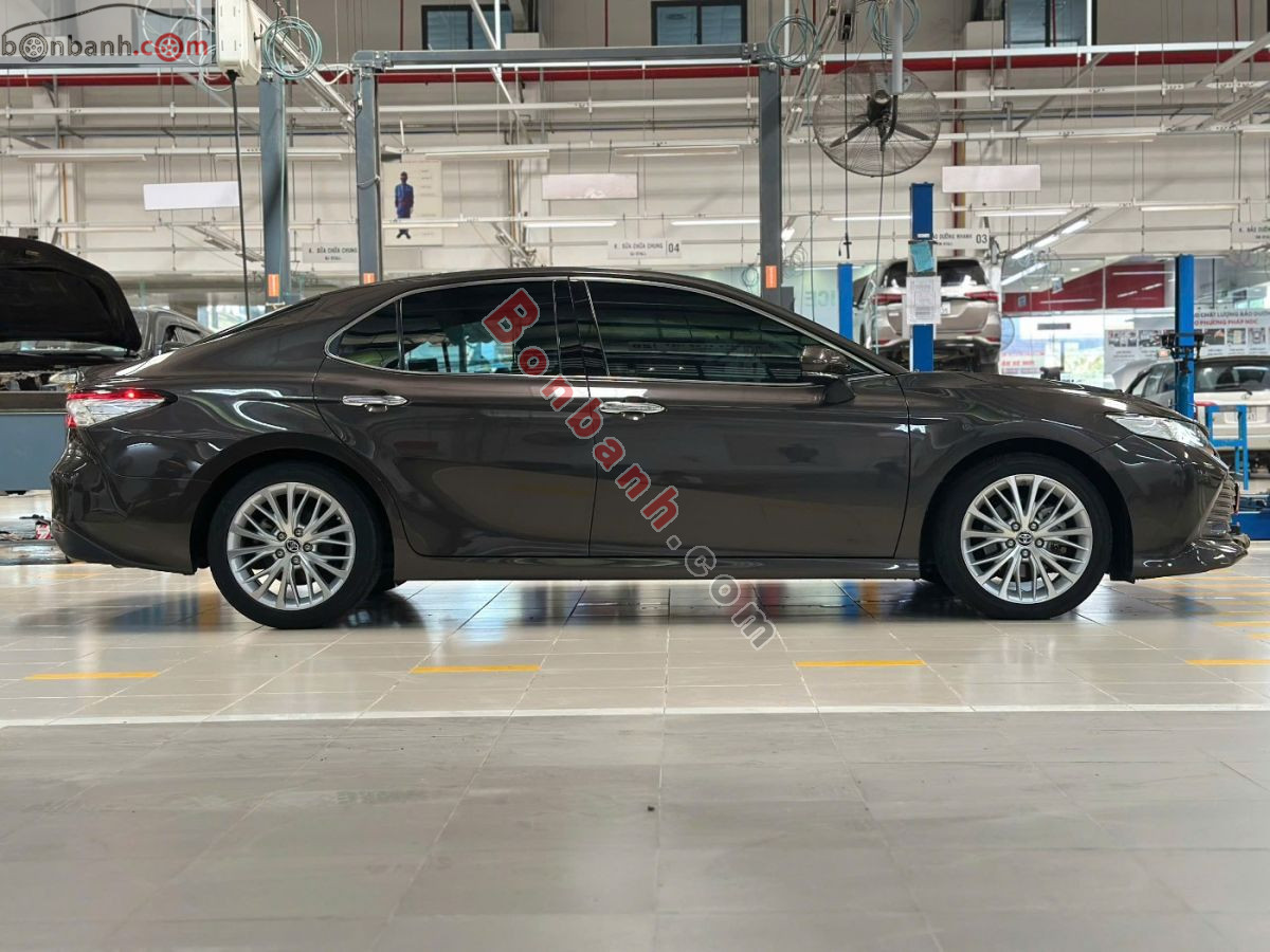 Bán ô tô Toyota Camry 2.5Q - 2020 - xe cũ