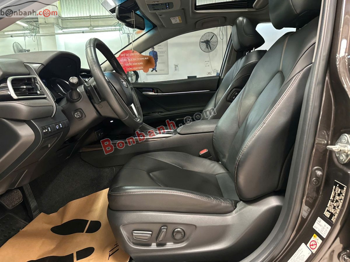 Bán ô tô Toyota Camry 2.5Q - 2020 - xe cũ