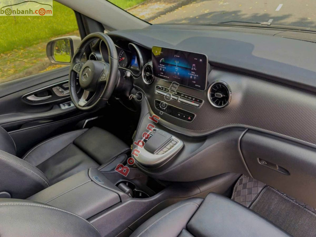 Bán ô tô Mercedes Benz V class V250 AMG - 2022 - xe cũ