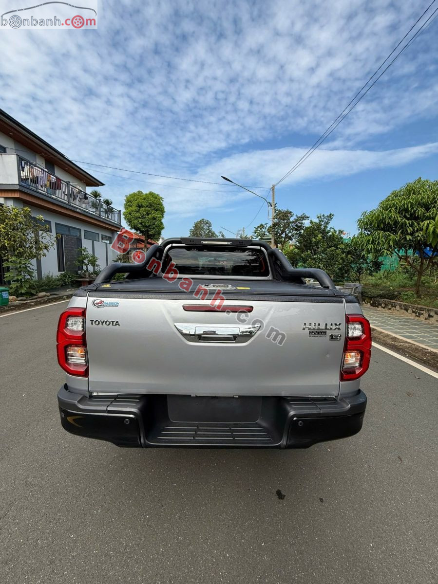 Bán ô tô Toyota Hilux 2.4L 4x2 AT - 2024 - xe cũ