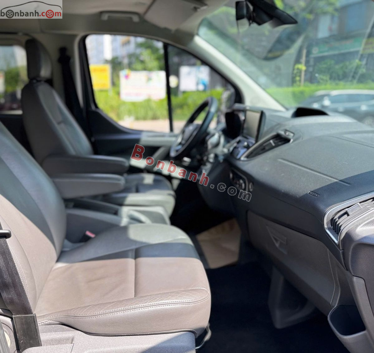 Bán ô tô Ford Tourneo Titanium 2.0 AT - 2021 - xe cũ