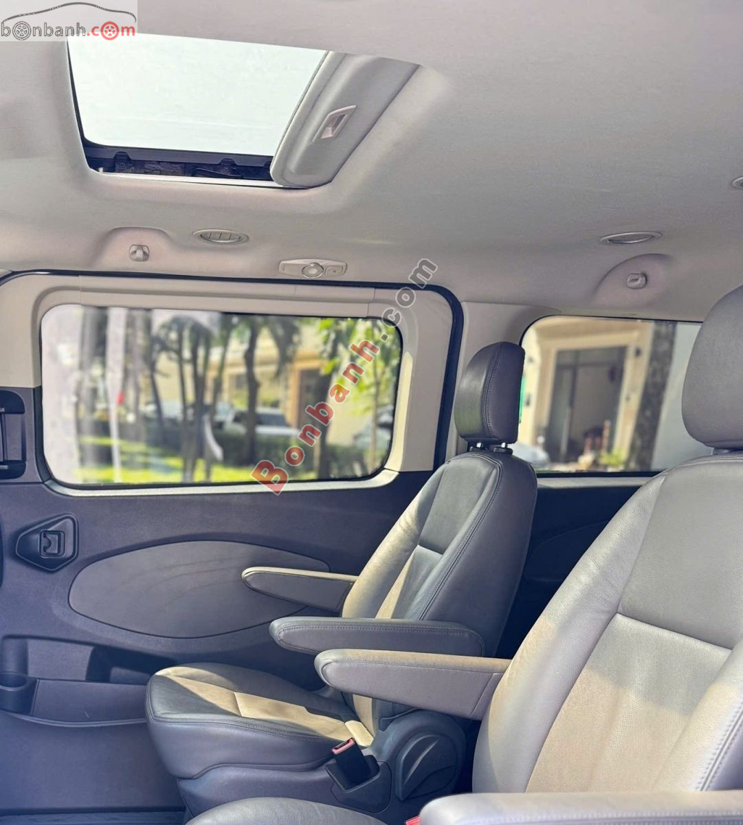 Bán ô tô Ford Tourneo Titanium 2.0 AT - 2021 - xe cũ