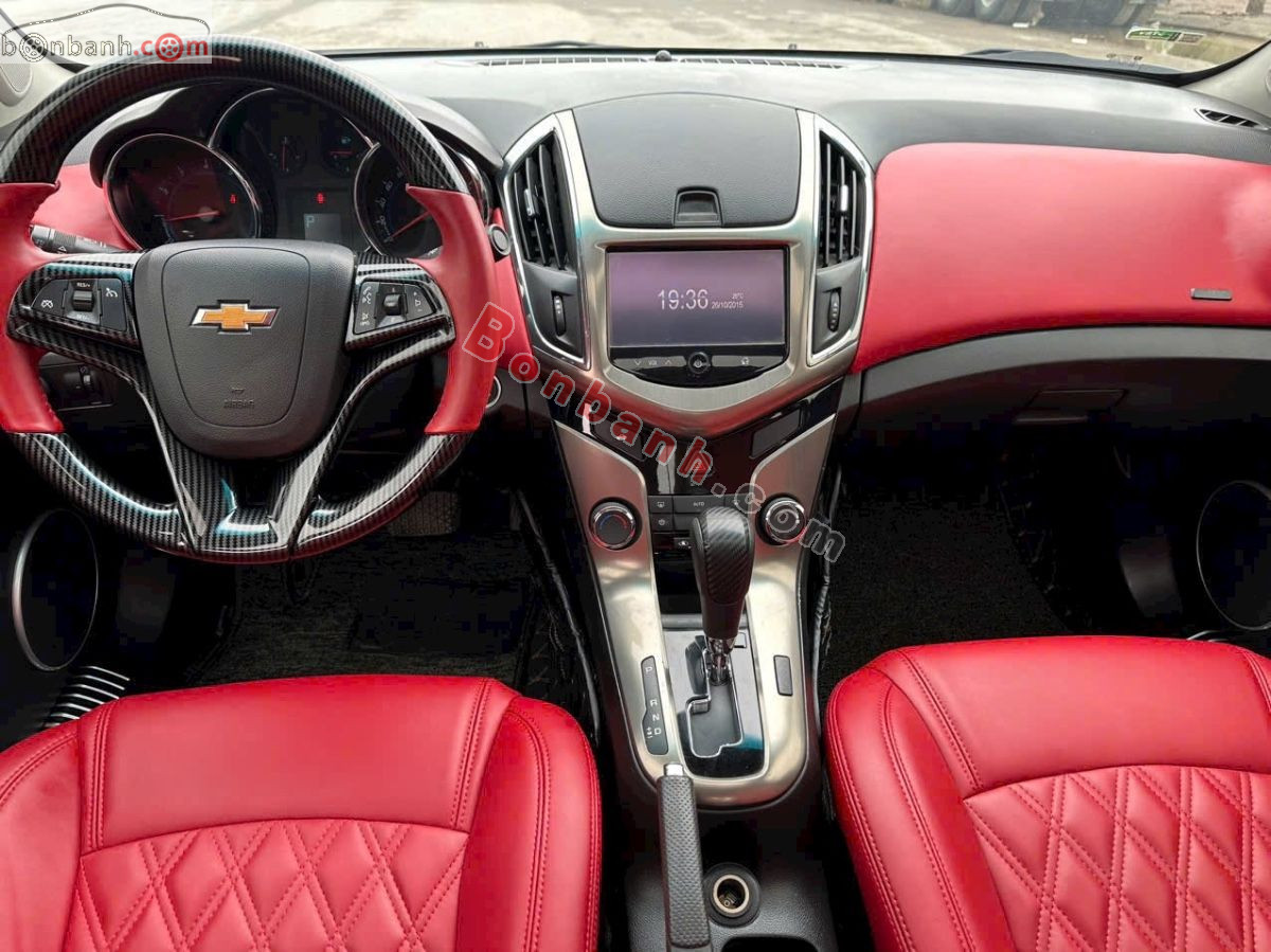 Bán ô tô Chevrolet Cruze LTZ 1.8 AT - 2015 - xe cũ