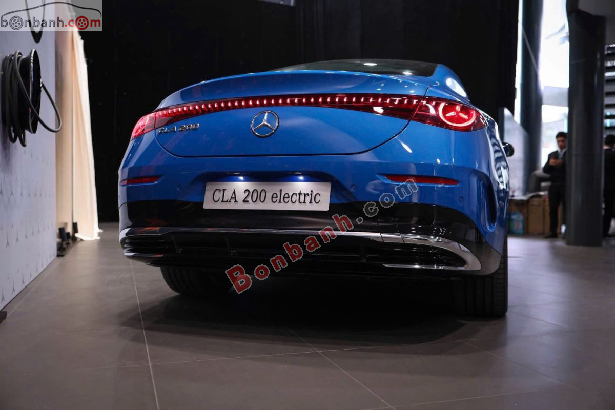 Bán ô tô Mercedes Benz CLA class 200 EV - 2026 - xe mới