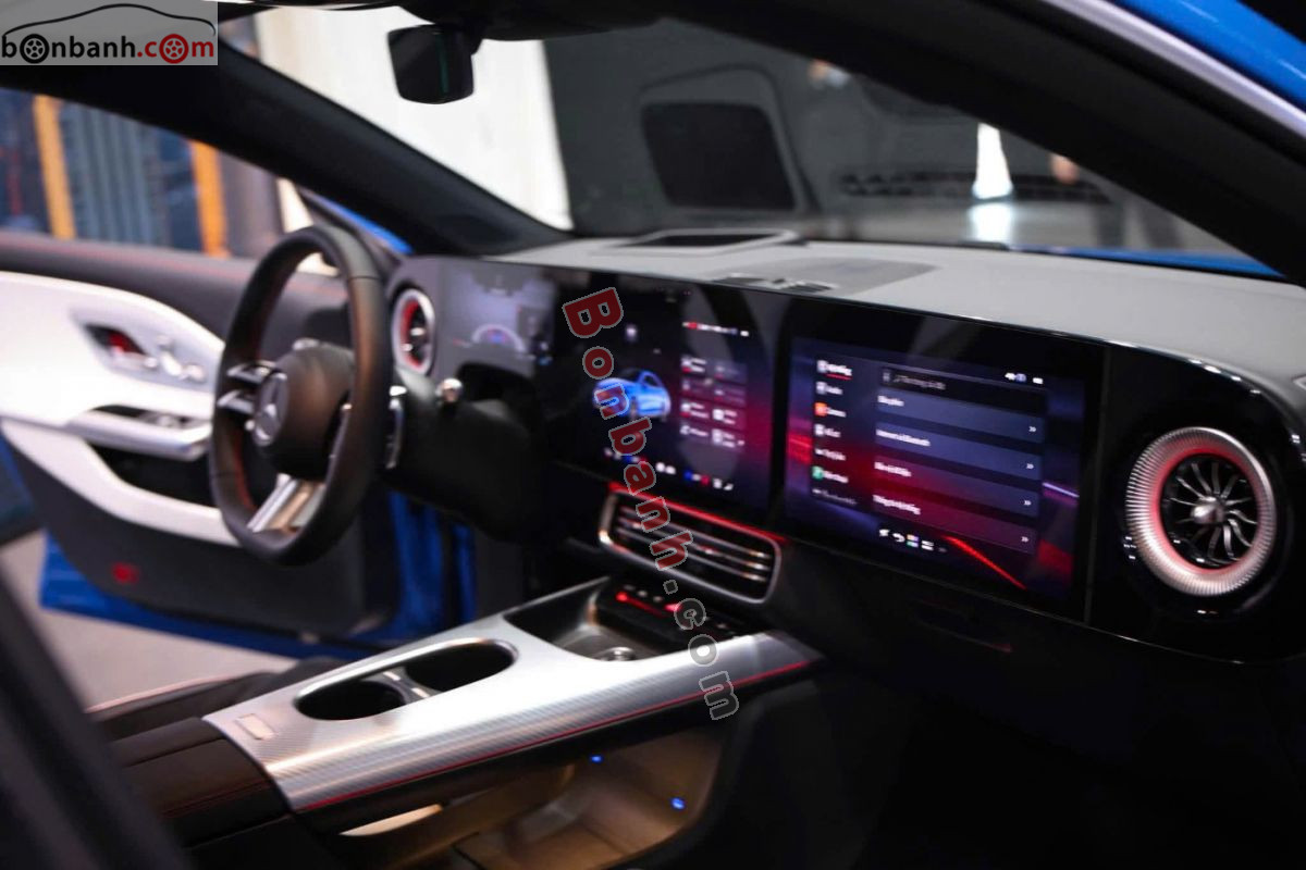 Bán ô tô Mercedes Benz CLA class 200 EV - 2026 - xe mới