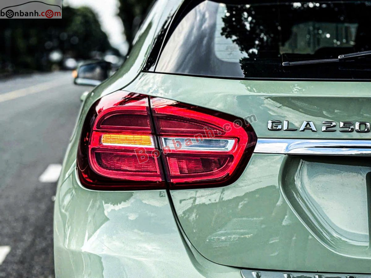 Bán ô tô Mercedes Benz GLA class GLA 250 4Matic - 2015 - xe cũ