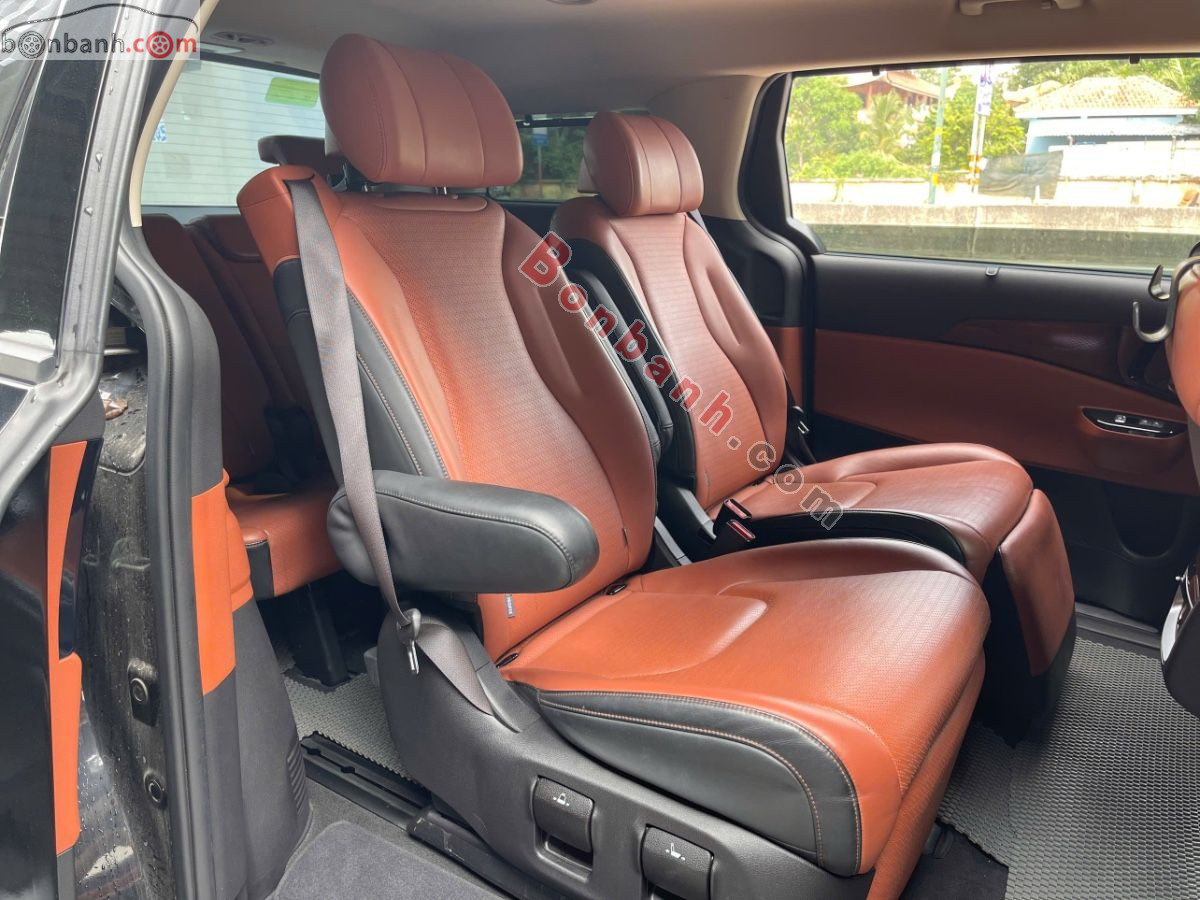 Bán ô tô Kia Carnival Premium 2.2D - 2022 - xe cũ