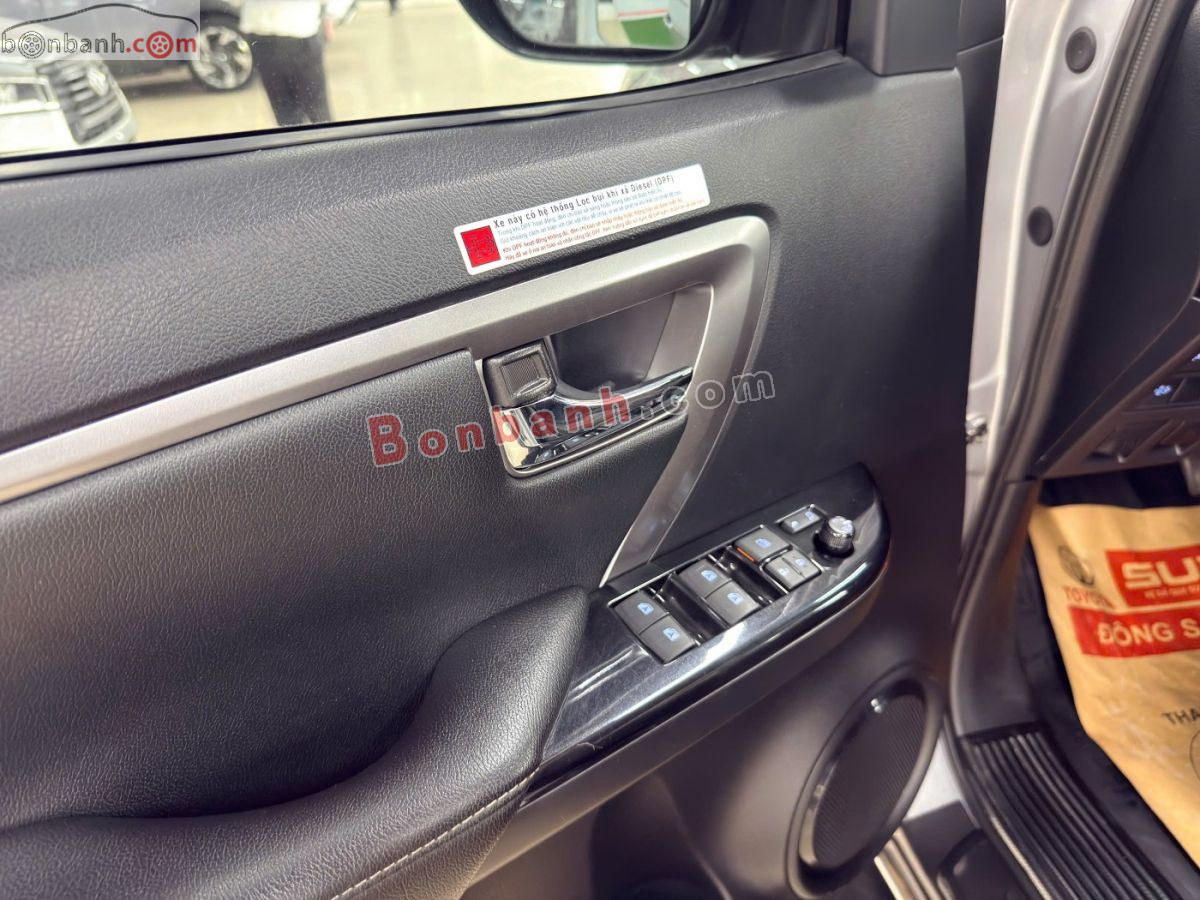 Bán ô tô Toyota Fortuner 2.4L 4x2 AT - 2024 - xe cũ