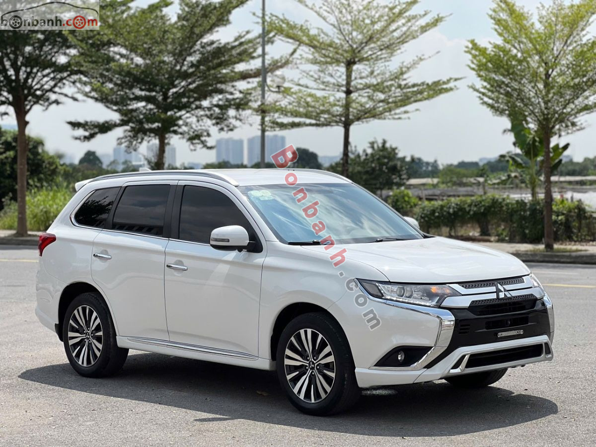 Bán ô tô Mitsubishi Outlander 2.0 CVT - 2022 - xe cũ