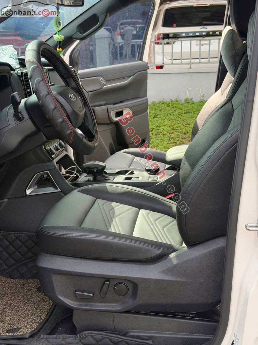 Bán ô tô Ford Everest Titanium Plus 2.0L 4x4 AT - 2025 - xe cũ