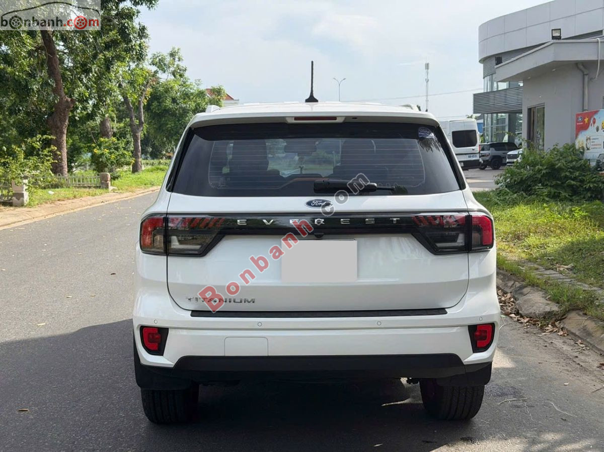 Bán ô tô Ford Everest Titanium Plus 2.0L 4x4 AT - 2025 - xe cũ