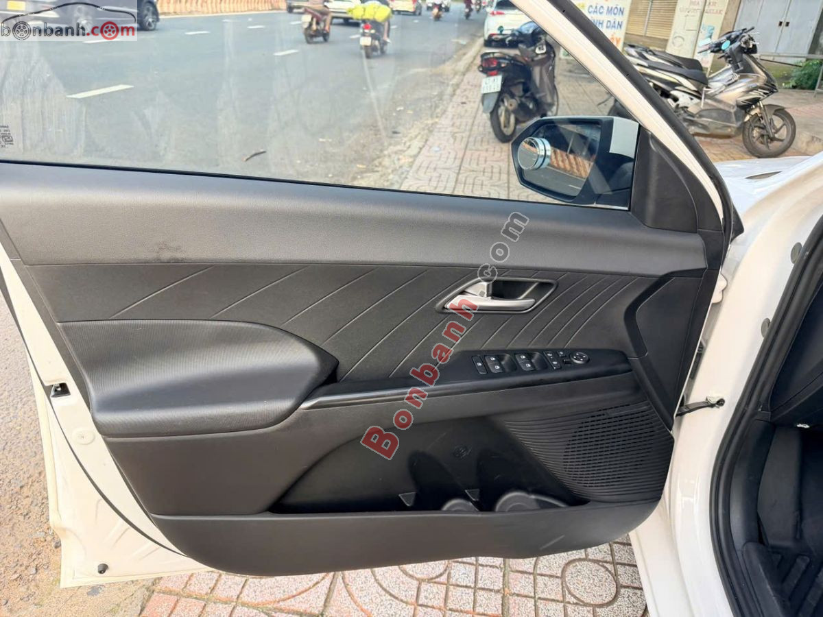 Bán ô tô Hyundai Accent 1.5 AT - 2024 - xe cũ