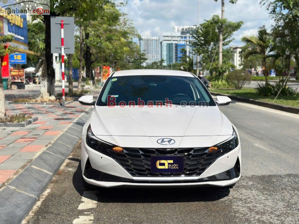 Bán ô tô Hyundai Elantra 2.0 AT Cao cấp - 2023 - xe cũ
