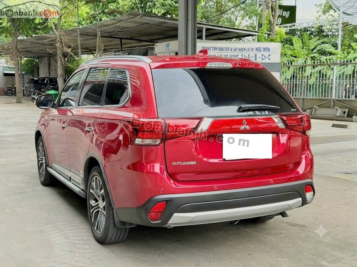 Bán ô tô Mitsubishi Outlander 2.4 CVT Premium - 2018 - xe cũ