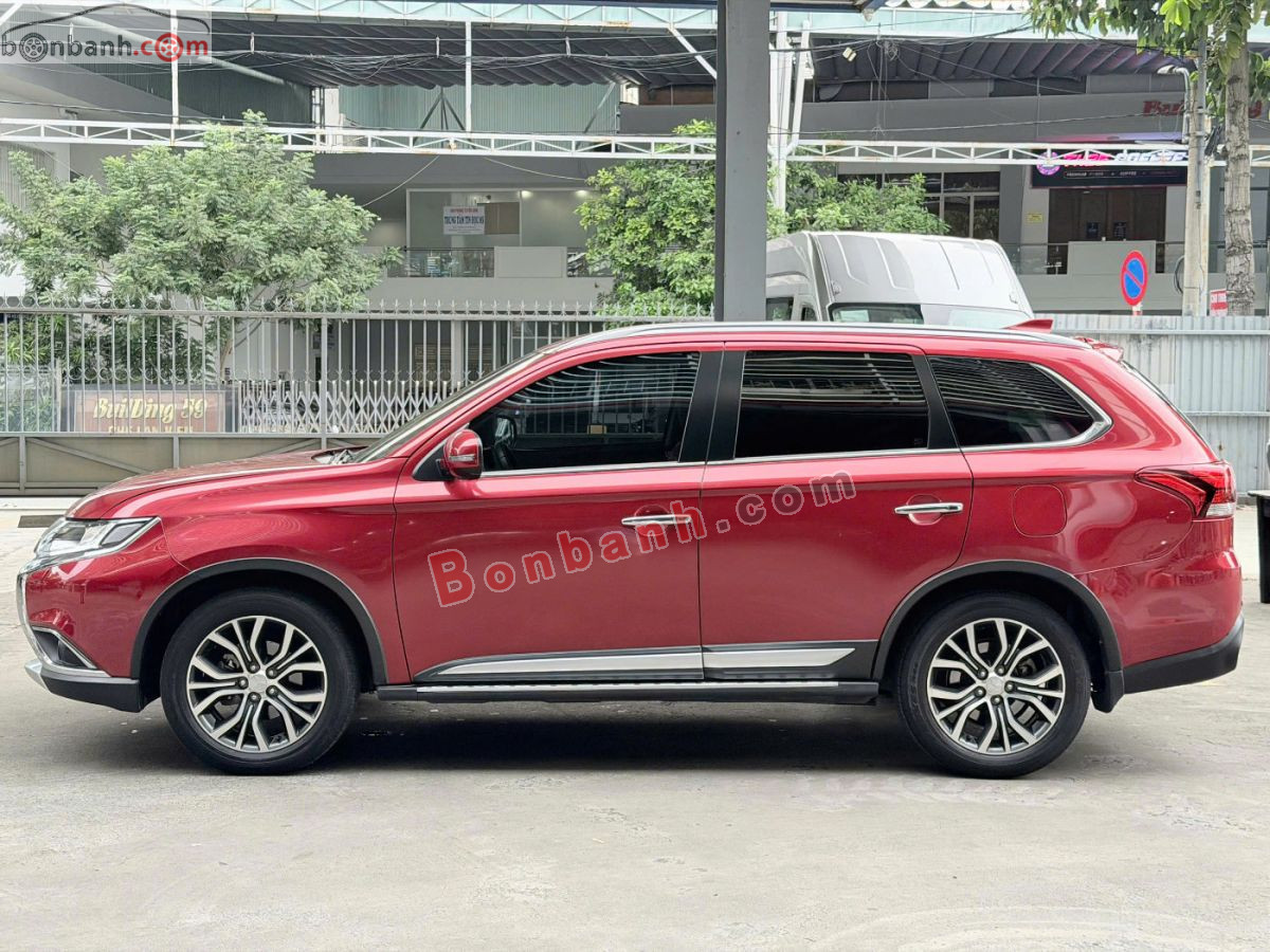 Bán ô tô Mitsubishi Outlander 2.4 CVT Premium - 2018 - xe cũ