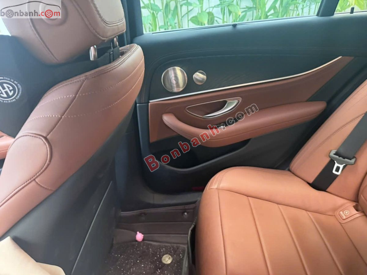 Bán ô tô Mercedes Benz E class E300 AMG - 2023 - xe cũ