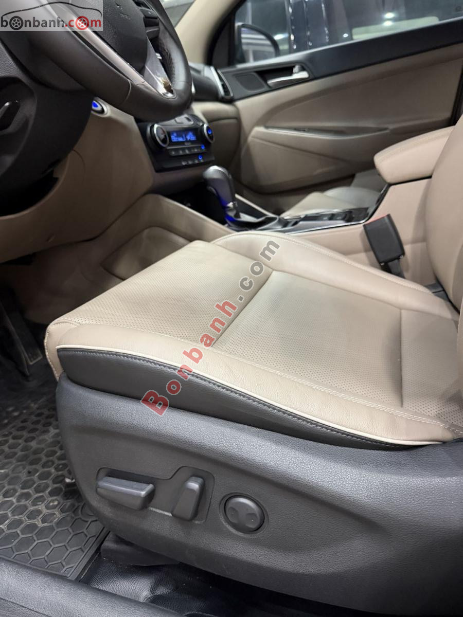 Bán ô tô Hyundai Tucson 2.0 AT - 2019 - xe cũ