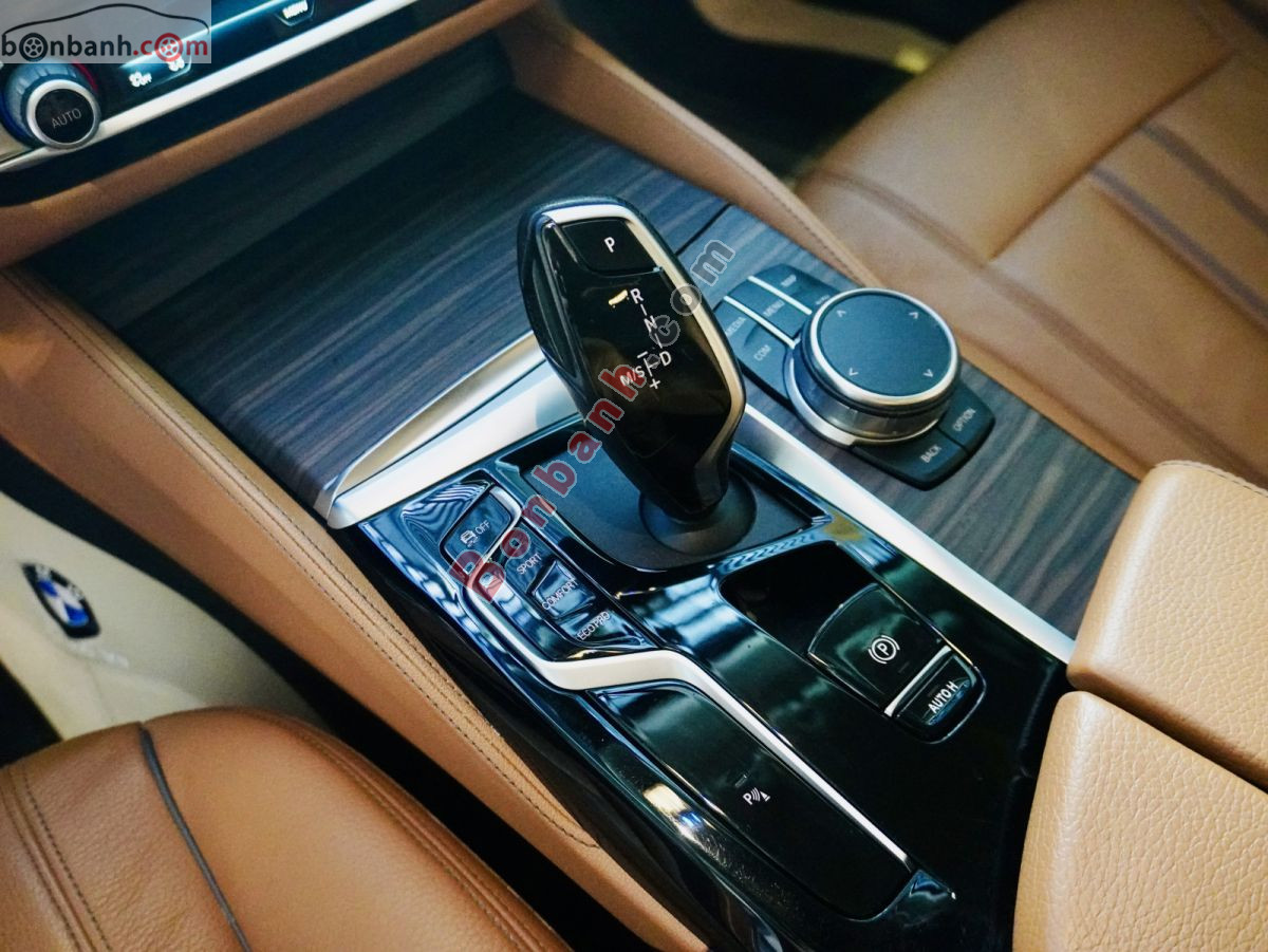 Bán ô tô BMW 5 Series 520i Luxury - 2021 - xe cũ