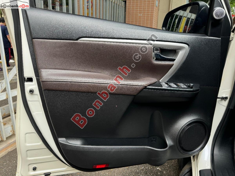 Bán ô tô Toyota Fortuner 2.7V 4x2 AT TRD - 2019 - xe cũ