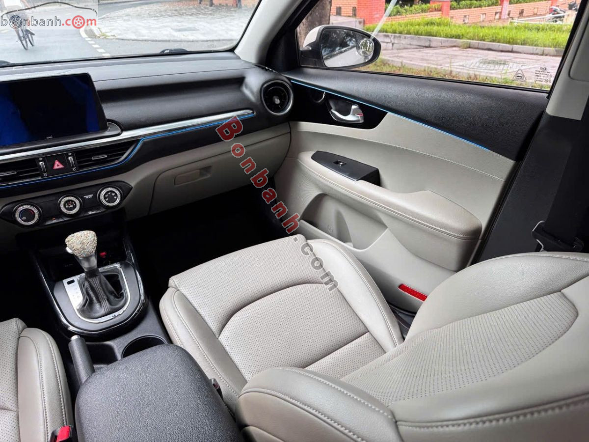 Bán ô tô Kia Cerato 1.6 AT Deluxe - 2019 - xe cũ